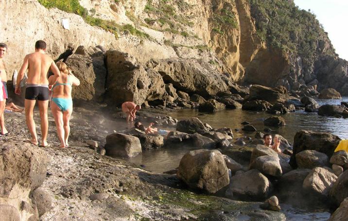 Spiaggia di Sorgeto